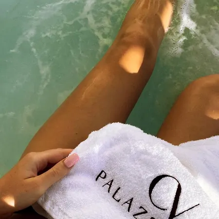 Palazzo Cavi 4* モーラ・ディ・バーリ