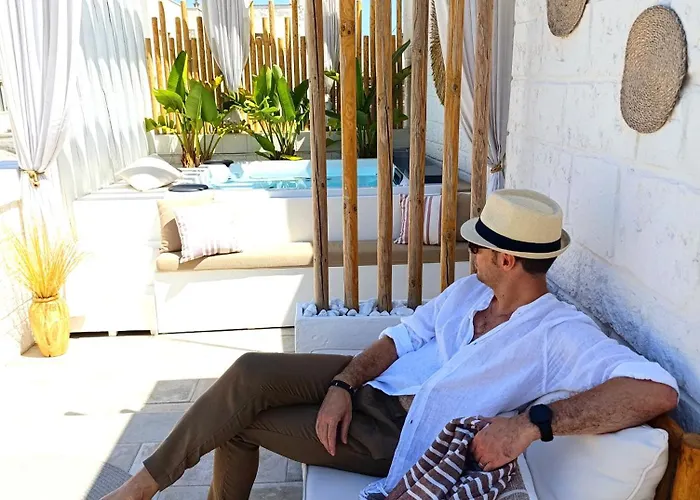 Palazzo Cavi Mola di Bari